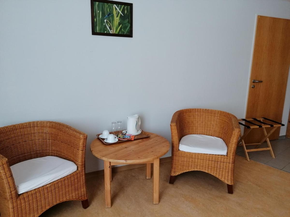 Doppelzimmer 12 Gaestehaus Muehlenstein Bad Sulze Buitenkant foto