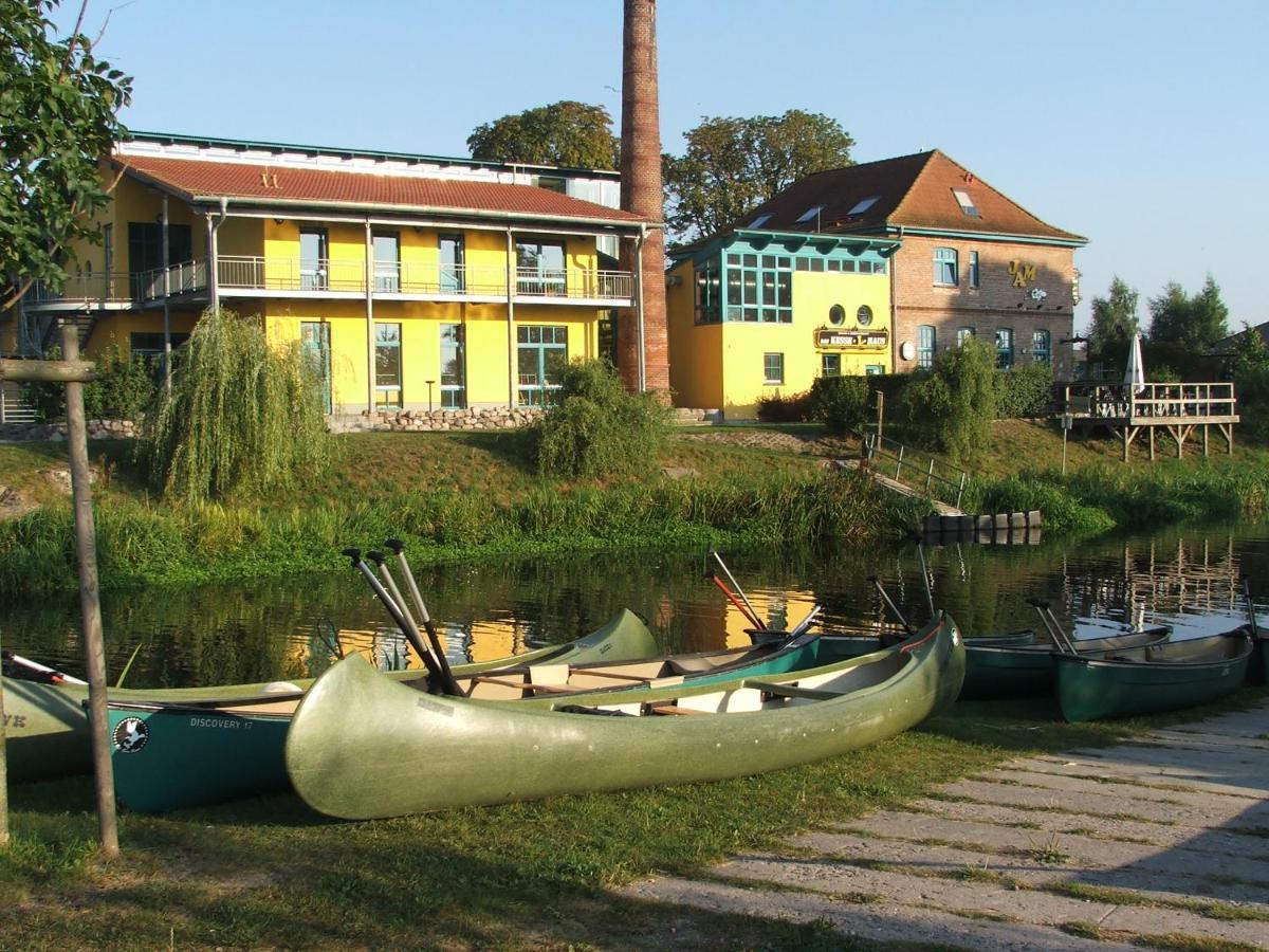 Doppelzimmer 12 Gaestehaus Muehlenstein Bad Sulze Buitenkant foto